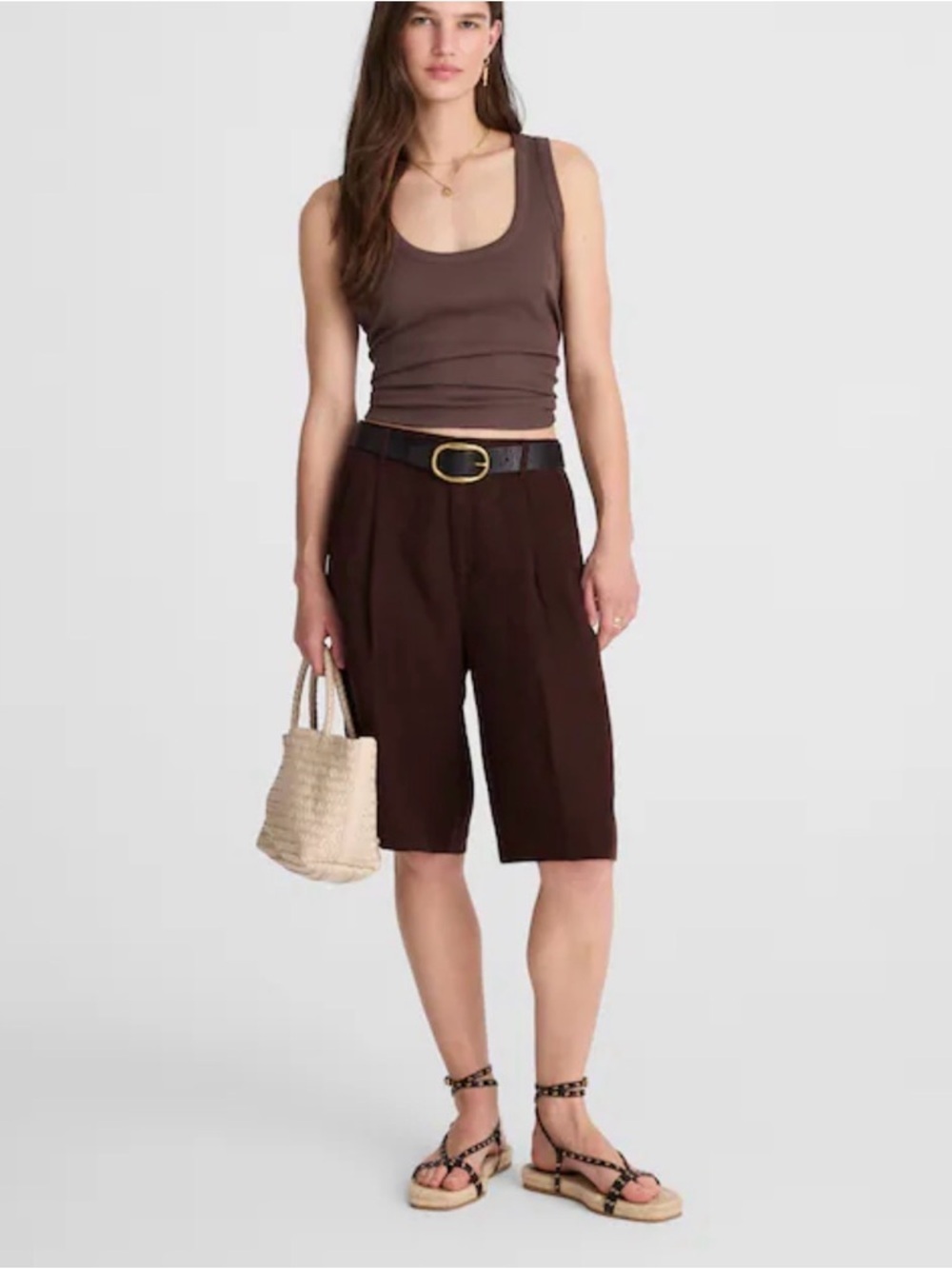 Relaxed Pleated Trouser Shorts in 100% Linen